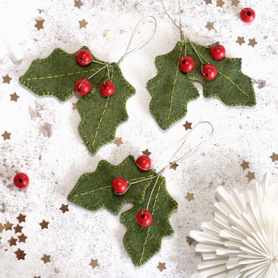 Holly Decoration Kit